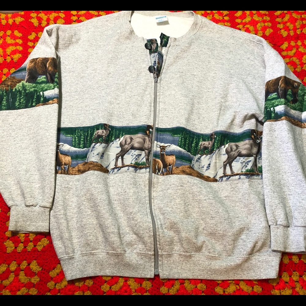 Vintage 90’s/Y2K deer sweatshirt